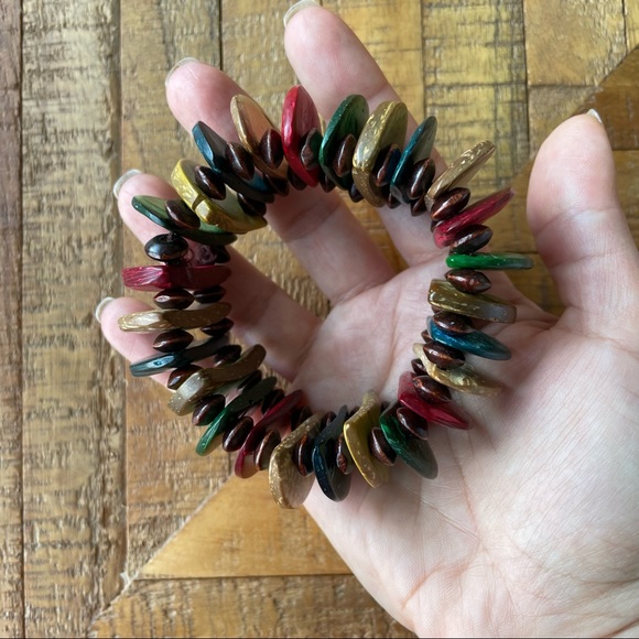 Tribal multi-color beaded bracelet - Picture 3 of 4